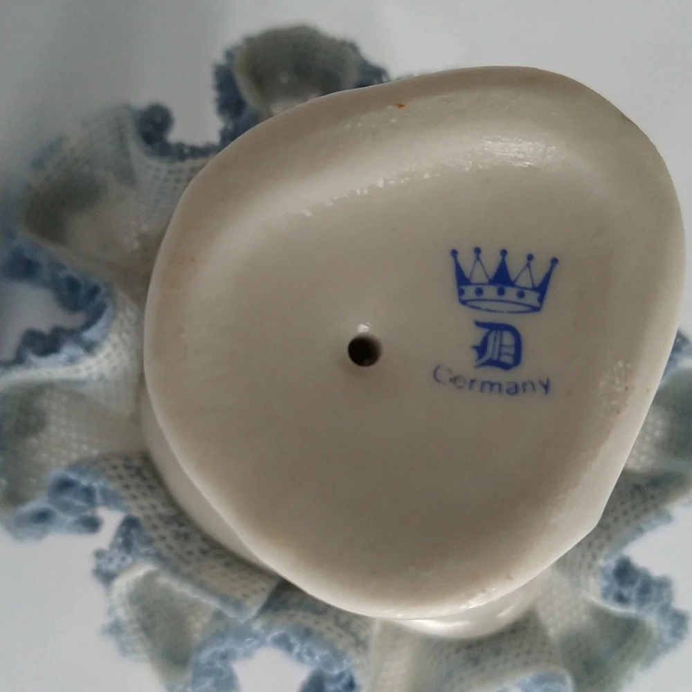 Vintage Dresden Lace Lady Figurine Ballerina Dancer Blue White Porcelain